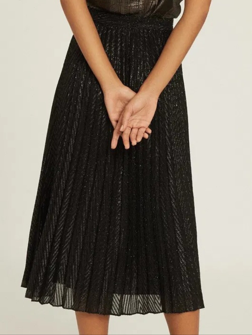 NWT REISS | $320 Marianne Mesh Pleated Midi Skirt - Picture 4 of 8